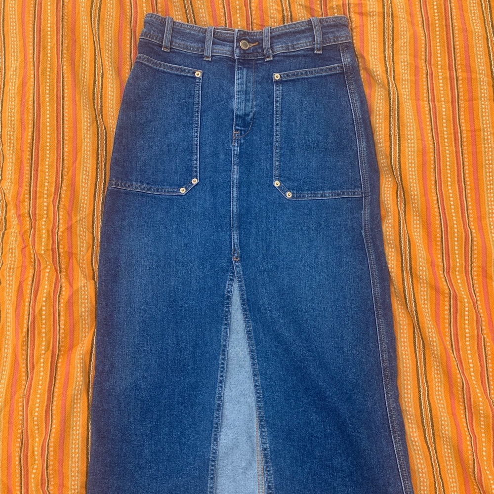 SOLD Zara Harmony Jean skirt